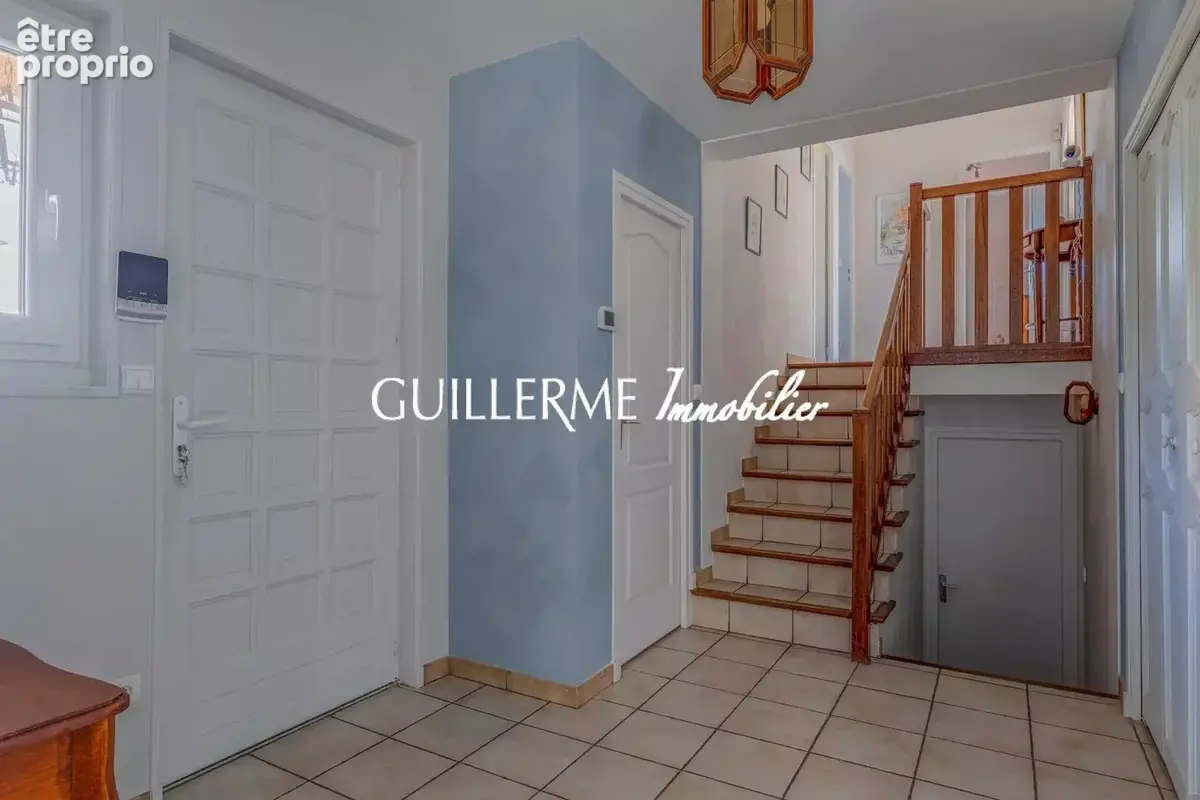 Maison Familiale avec Piscine à Dardilly - photo 17