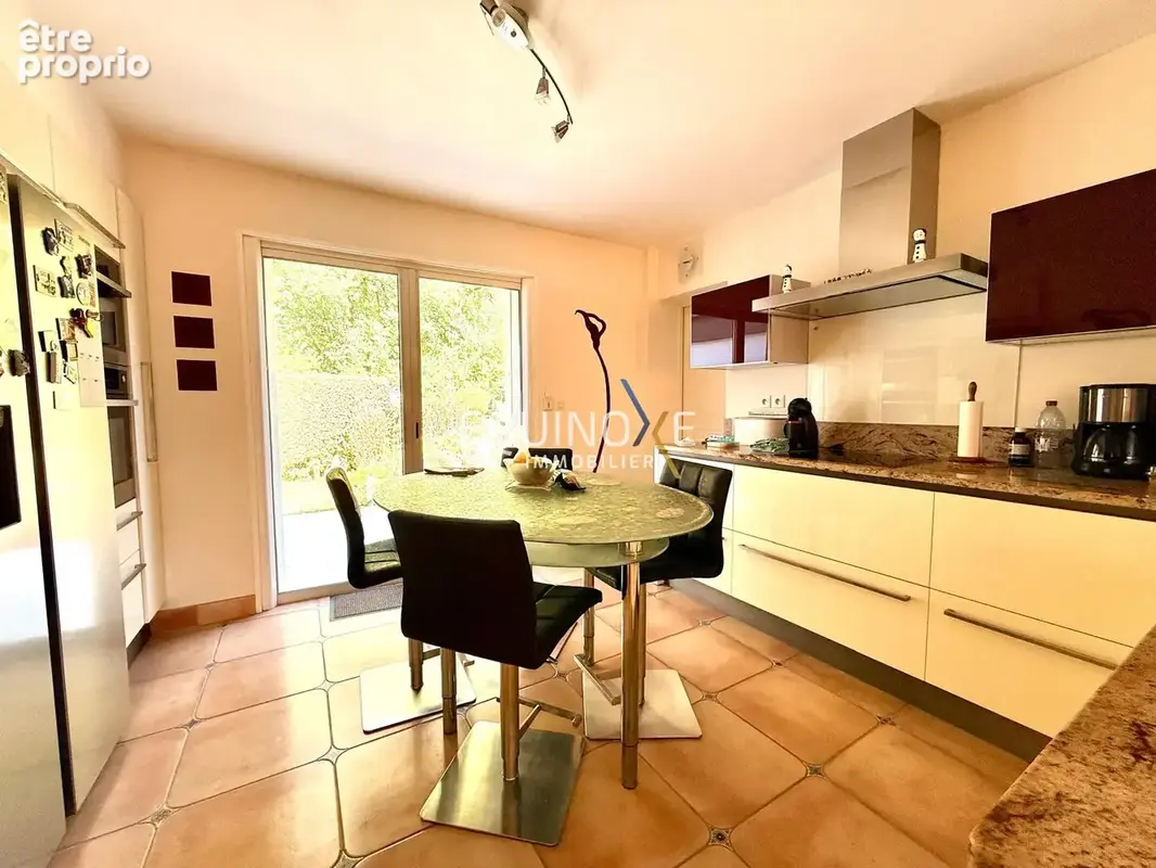 Maison familiale de 190 m2 à Vertou, proche centre-ville - photo 8