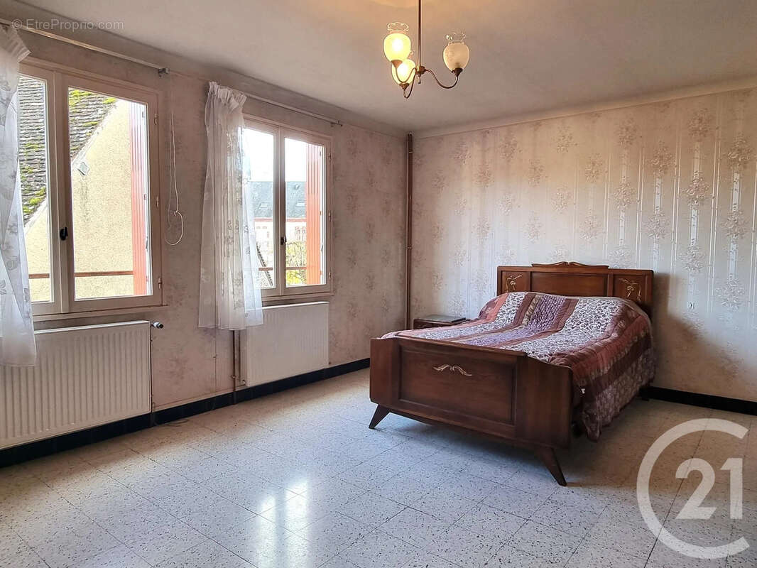 Maison à SAVIGNY-EN-SANCERRE