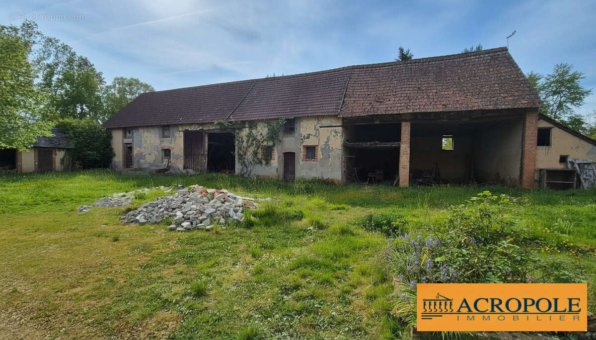 Maison à AUBIGNY-SUR-NERE