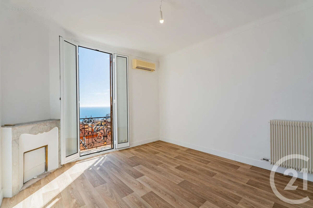 Maison à BEAUSOLEIL