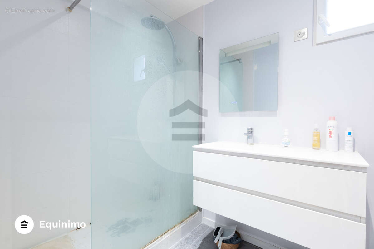 Neuilly les Sablons - Appartement 2 pièces 59m2 rue du commandant Pilot au 2ème étage avec balcon - photo 8