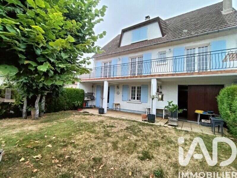 Photo 5 - Maison à CUSSET