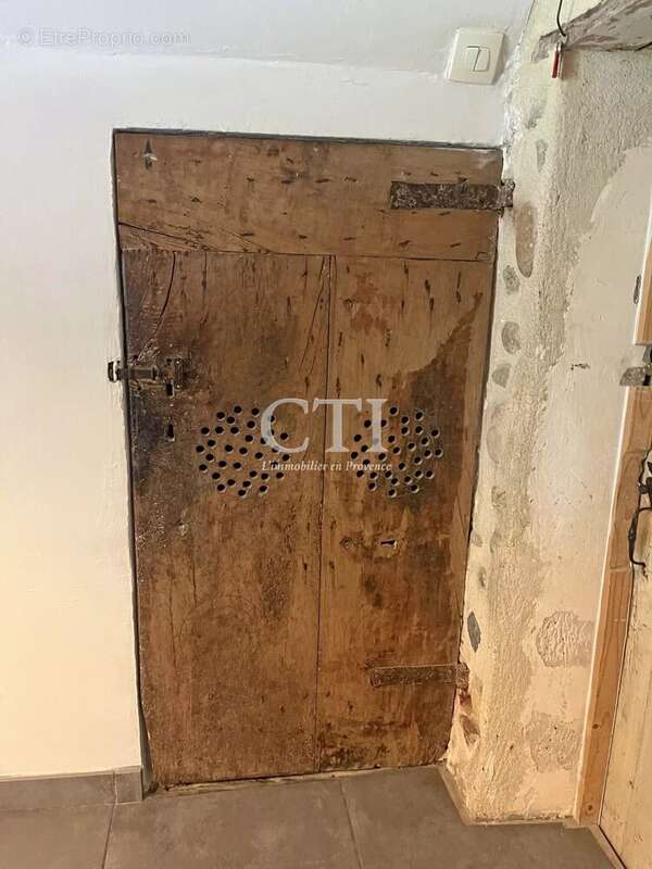 Maison à VAISON-LA-ROMAINE