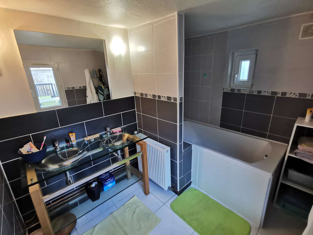 Maison à VIGNEUX-SUR-SEINE