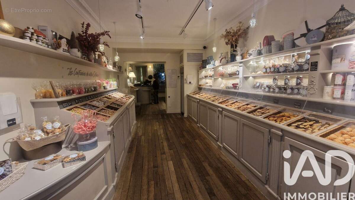 Photo 2 - Commerce à VERSAILLES