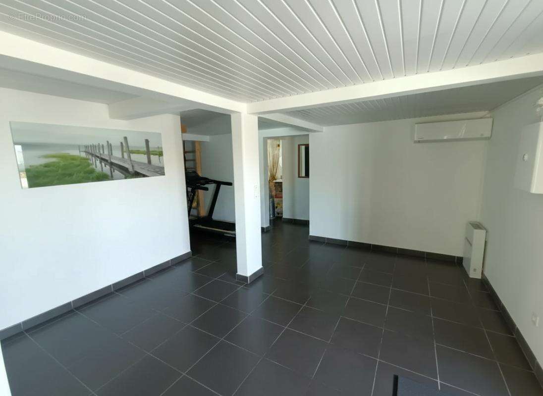 Appartement à SAINTE-LUCE