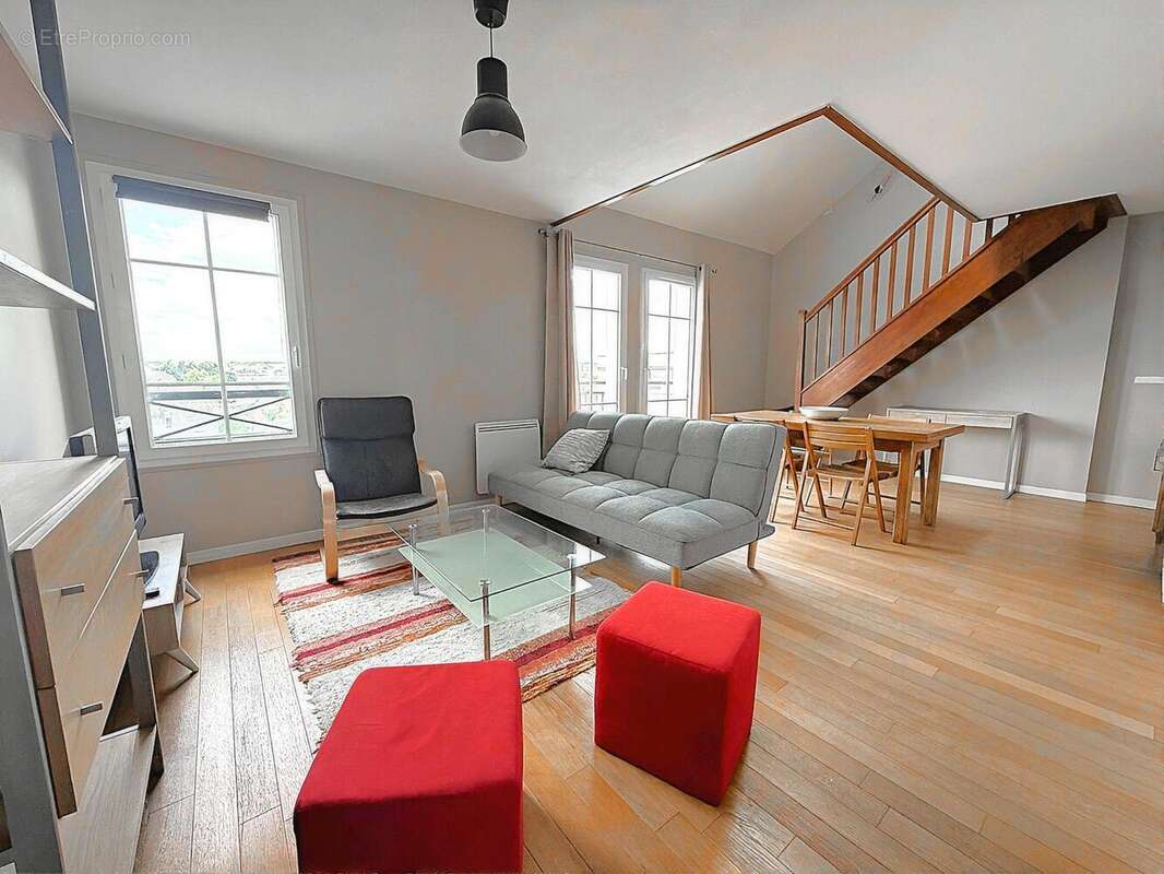 Photo 2 - Appartement à CARRIERES-SOUS-POISSY
