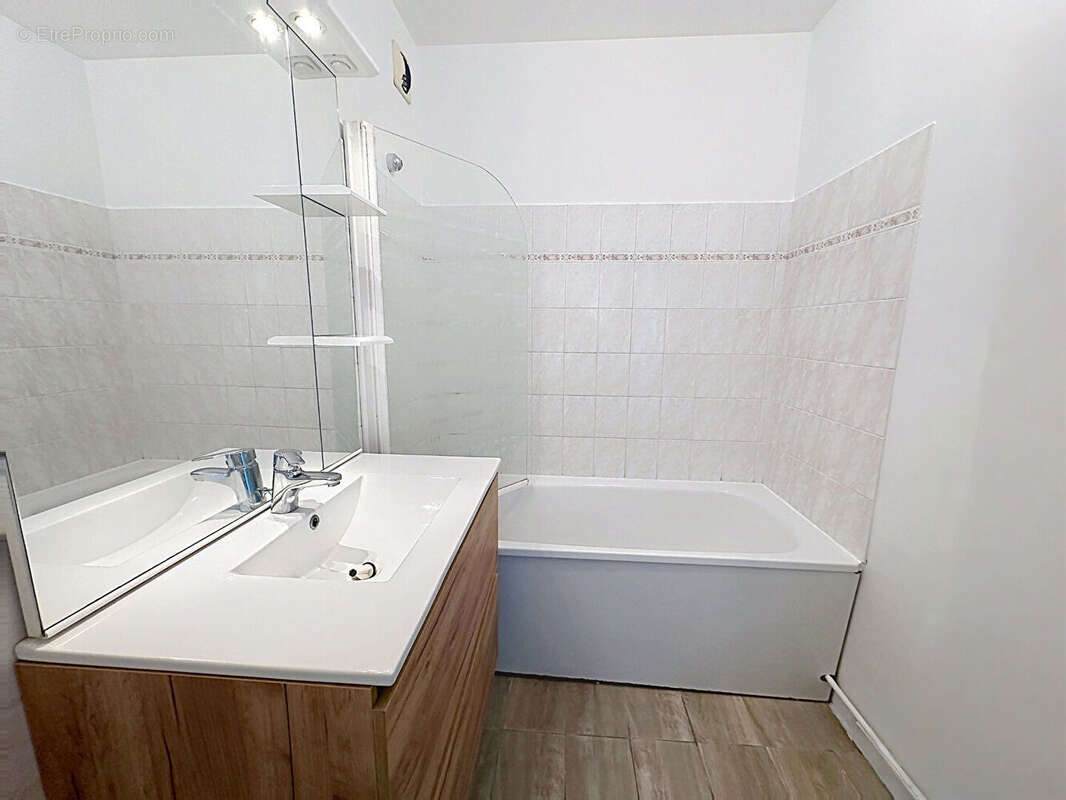 Appartement  F3 Grande Ile - photo 8