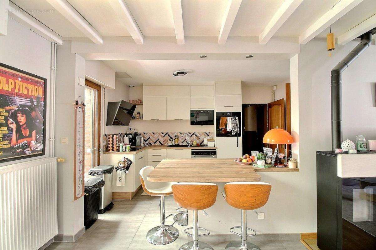 Maison - 4 chambres - garage - jardin - photo 2