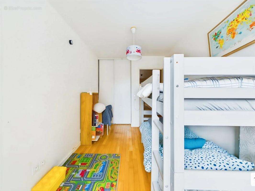 Appartement à COLOMBES