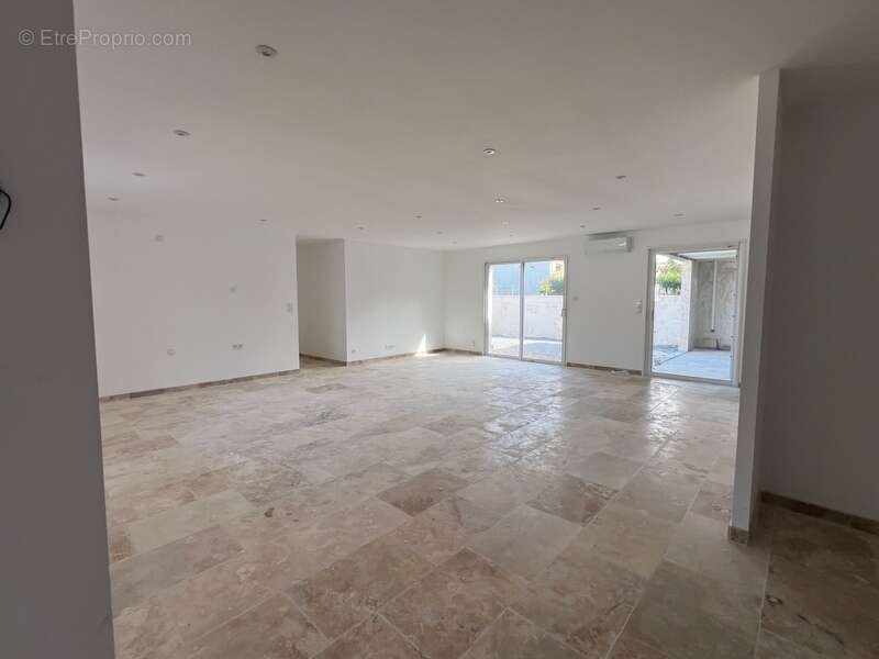 Maison à CHAUFFAILLES