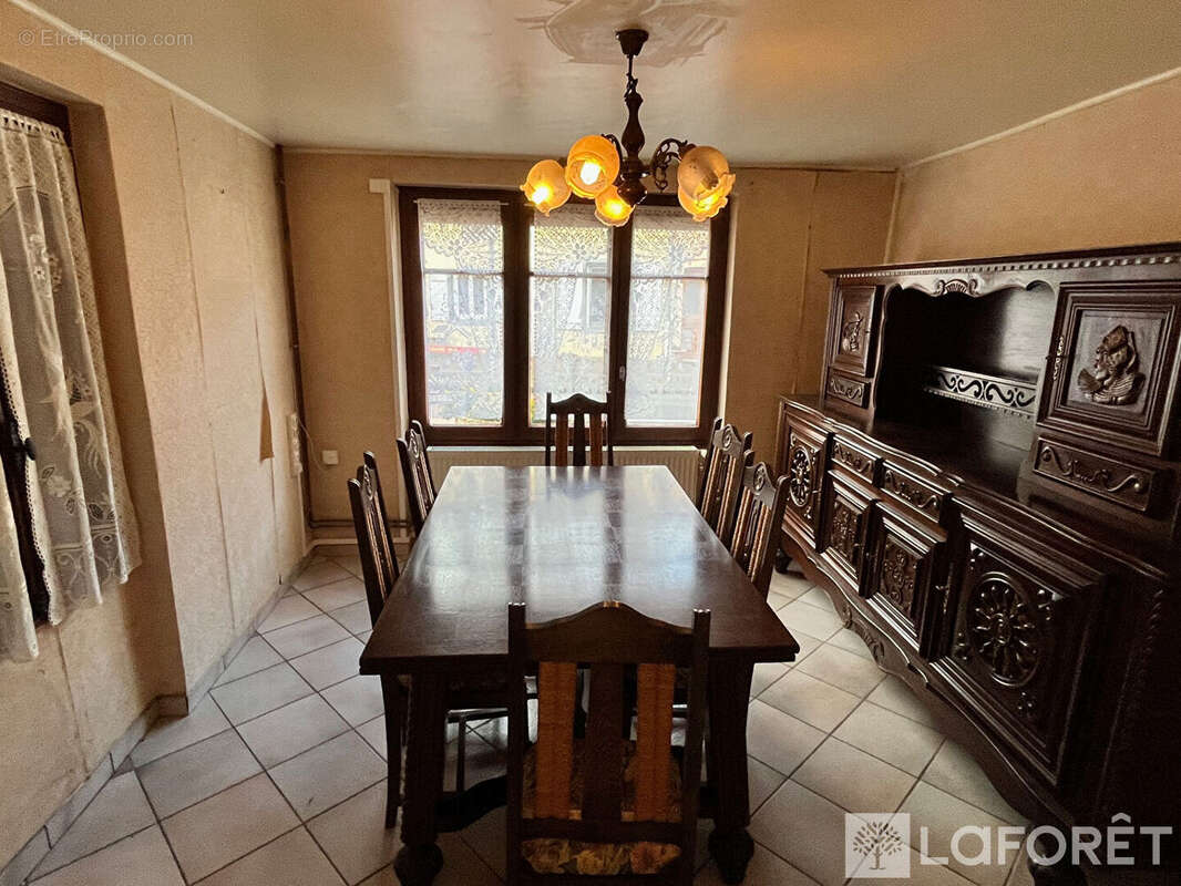 Maison à PAULHAGUET