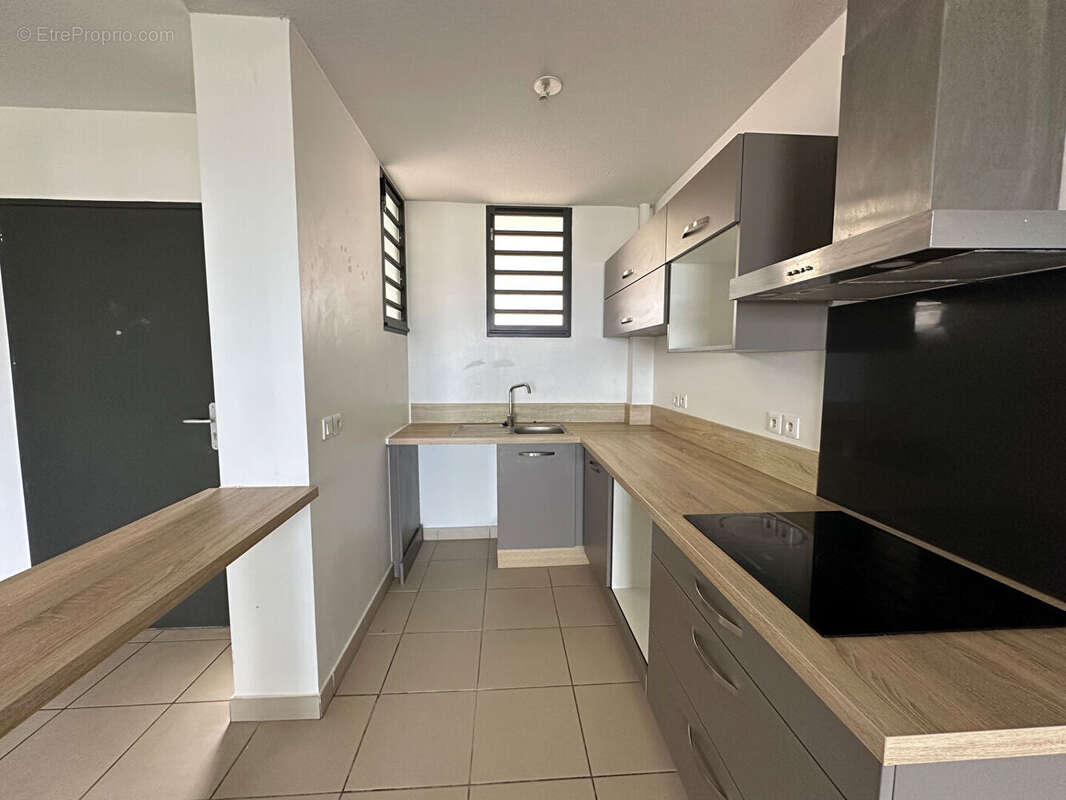 Appartement Fort De France 3 pièce(s) 61.75 m2 - photo 4