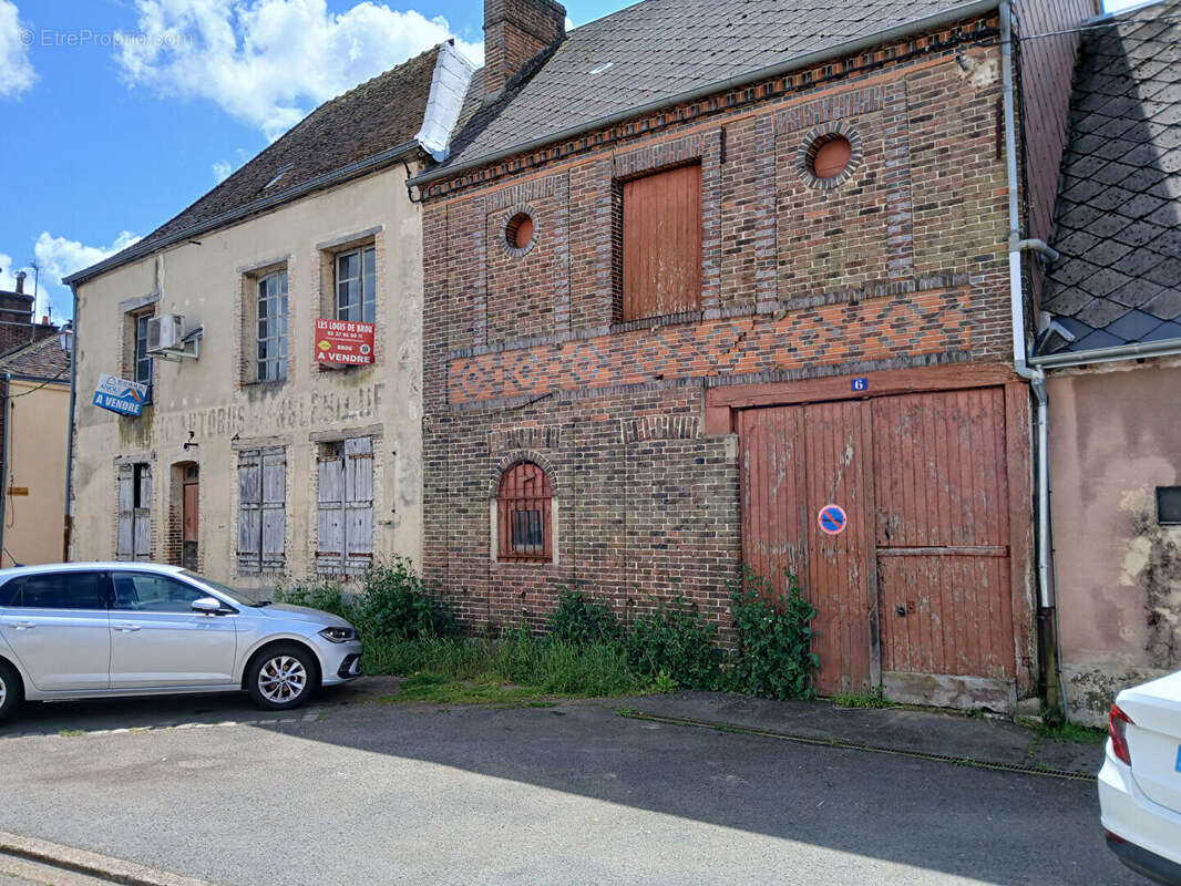 Appartement à BROU
