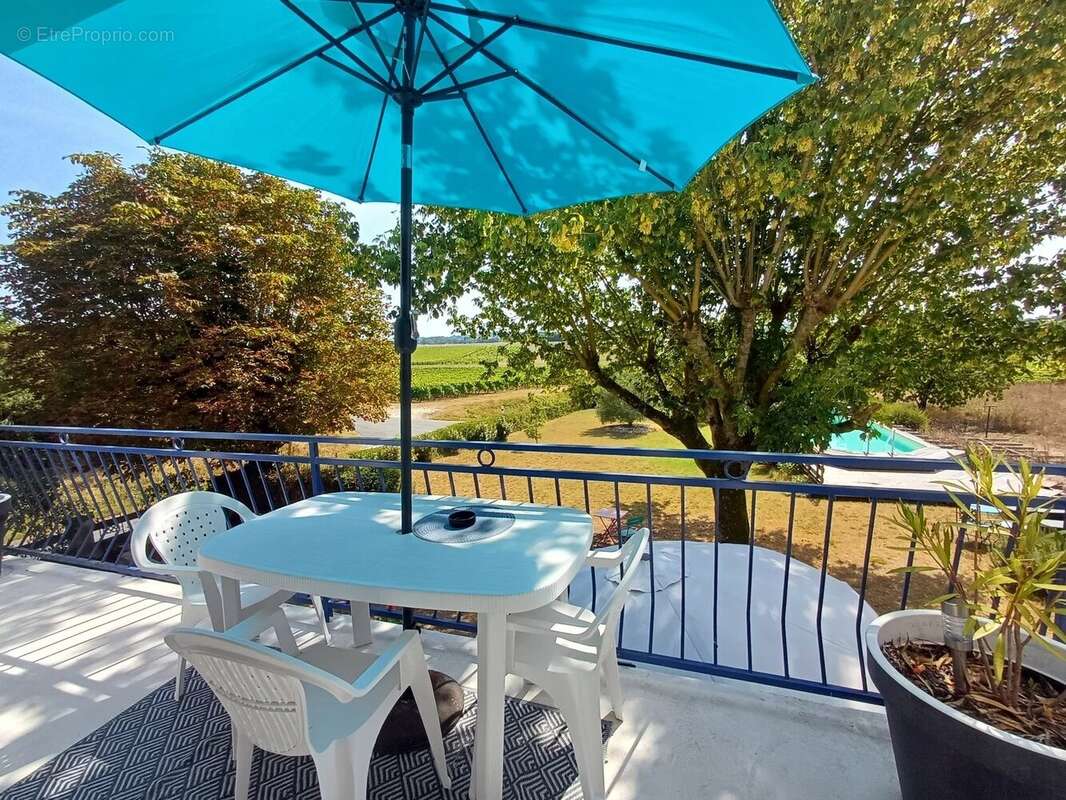 Maison à SAINT-FORT-SUR-GIRONDE