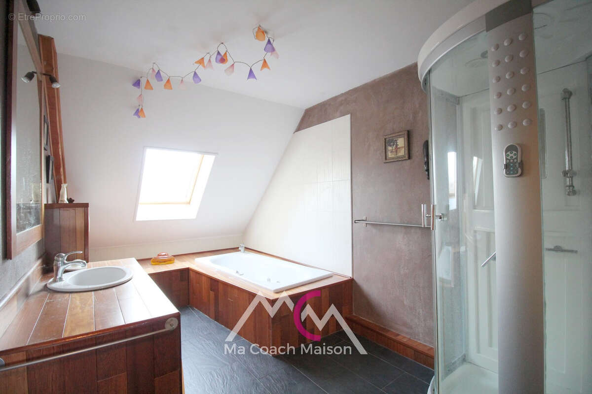 Maison à SAINTE-ANNE-SUR-BRIVET