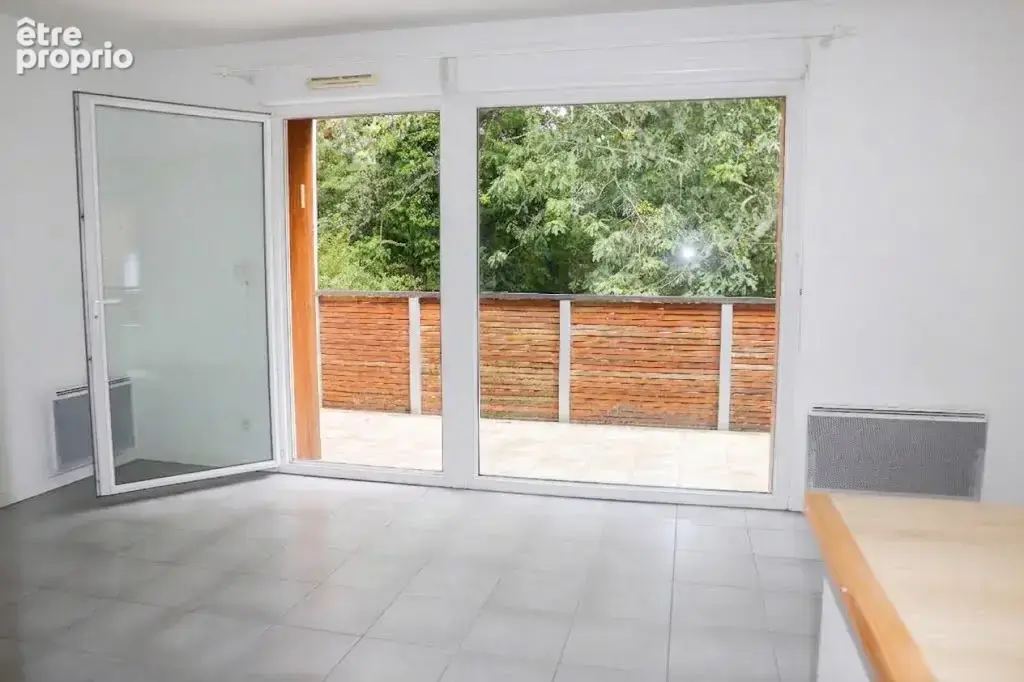 MERIGNAC ARLAC - Superbe T3 (63m2) ouvrant sur Parc Tenet avec grand Balcon + 1 Garage et 1 Parking - photo 3