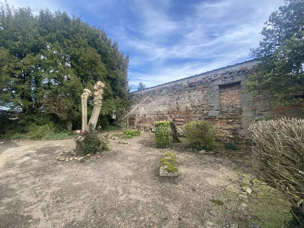 Maison à PIERREFITTE-SUR-LOIRE