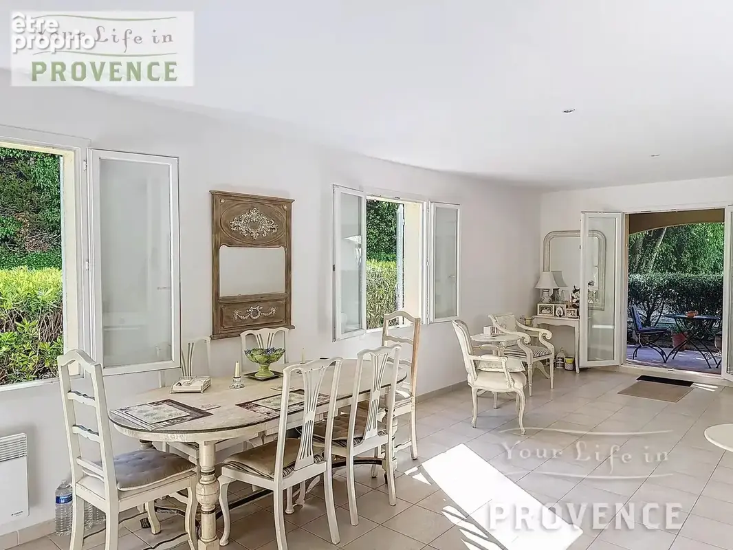 Superbe Appartement au rez de chaussé avec grande terrasse - photo 6