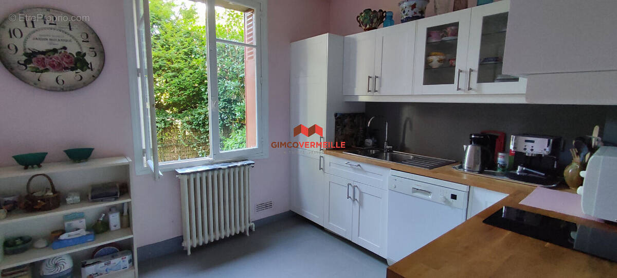 Appartement à LA CELLE-SAINT-CLOUD