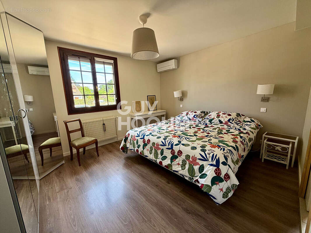EPONE - Maison familiale 4 chambres - 148 m2 - photo 9
