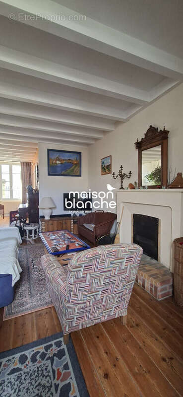 Appartement à SURGERES