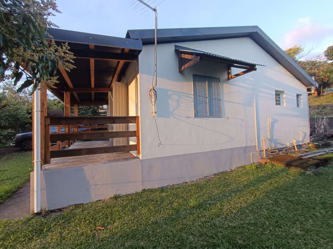 Maison à SAINT-JOSEPH