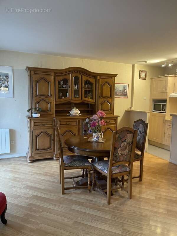 Appartement à LEVALLOIS-PERRET