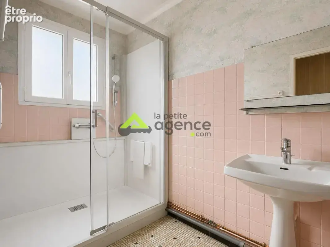 Maison  119 m2   Terrain 619 m2   Balcon plein sud - photo 8