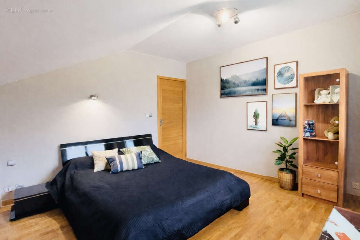 Maison à BELLEGARDE-SUR-VALSERINE