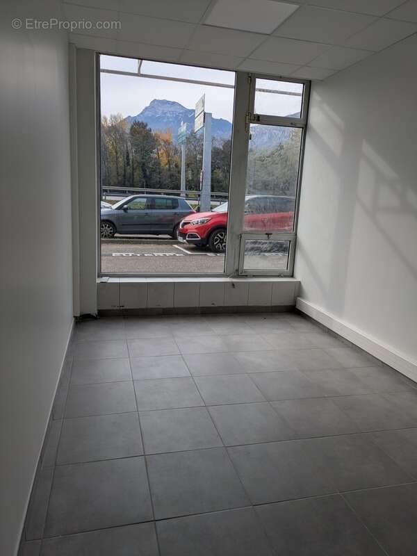 Commerce à SAINT-MARTIN-LE-VINOUX