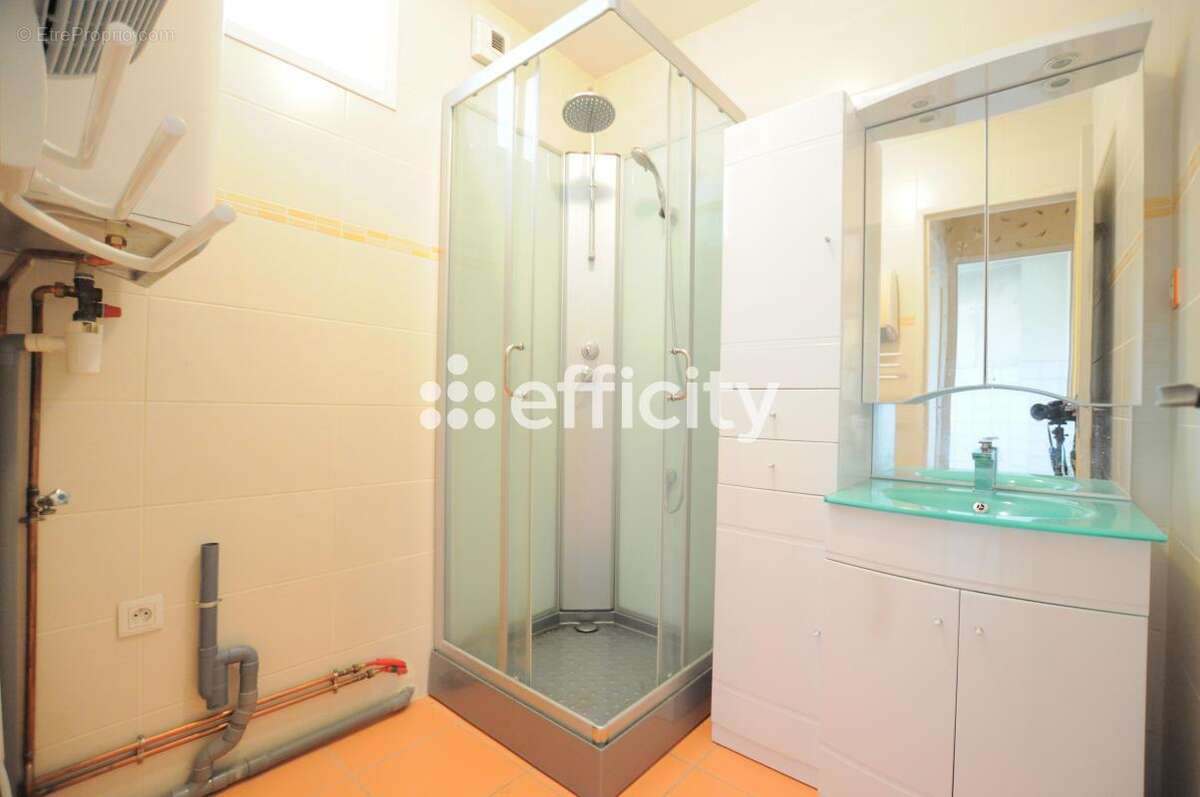 Appartement à FEYZIN