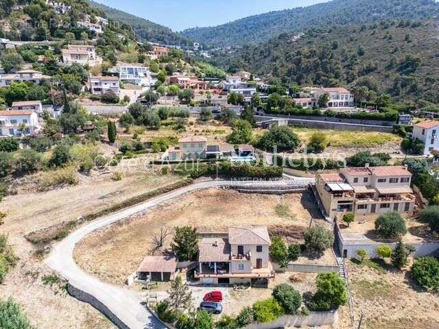 Saint-Laurent-d’Èze : Terrain constructible 988 m² proche Monaco - Projet villa - photo 6
