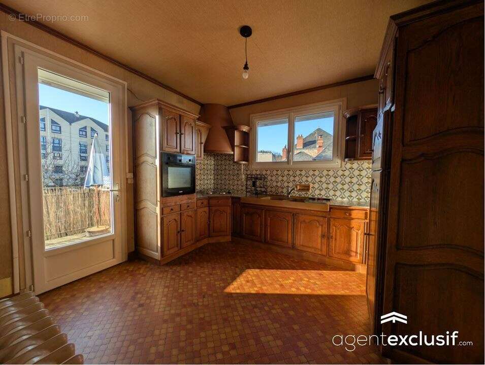 Maison à BRIVE-LA-GAILLARDE