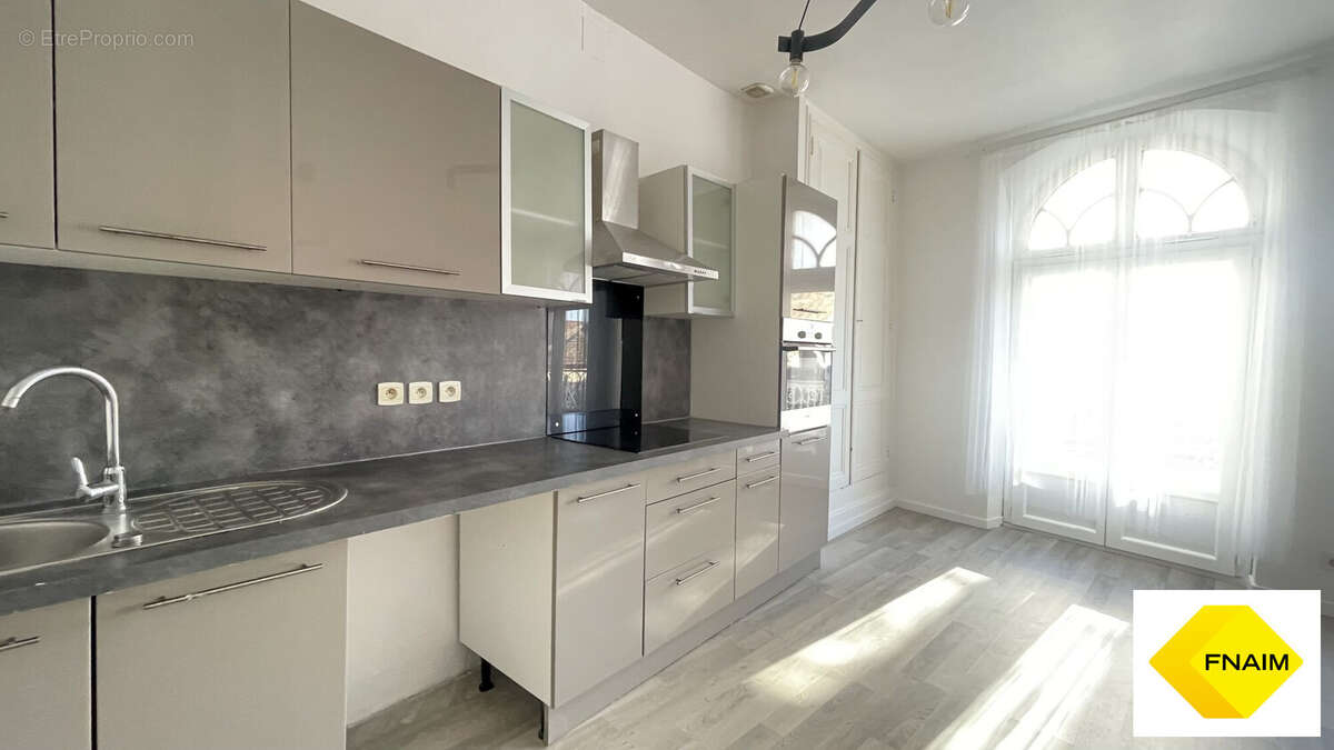 Maison à LAROQUE-TIMBAUT