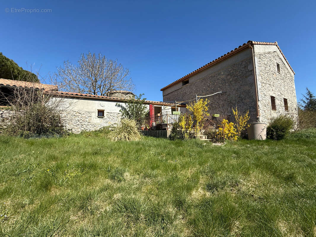 Appartement à LE CAYLAR