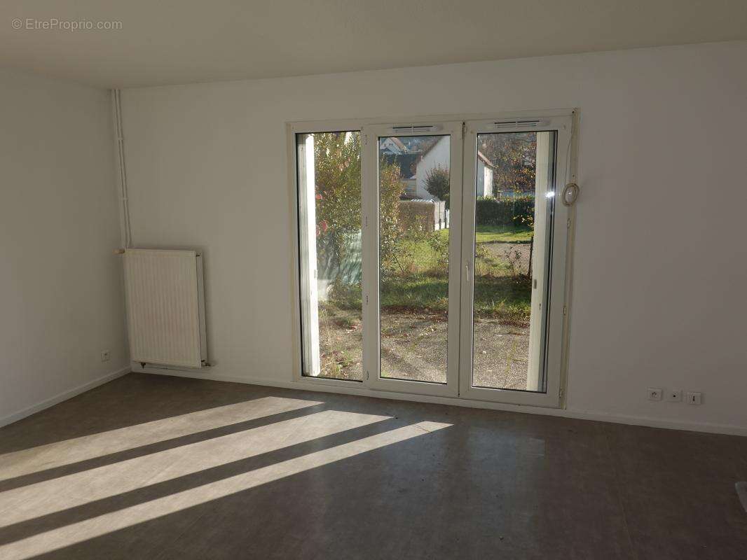 Appartement à ECHENANS-SOUS-MONT-VAUDOIS