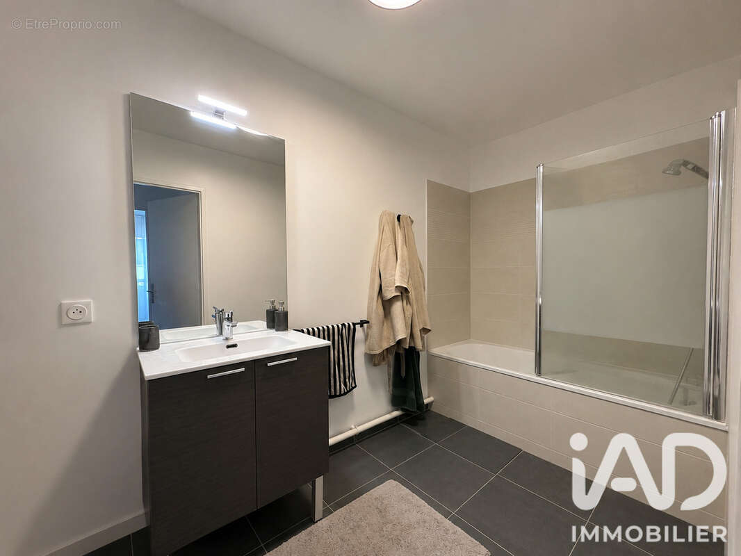 Appartement 62 m² à Noisiel  - photo 8