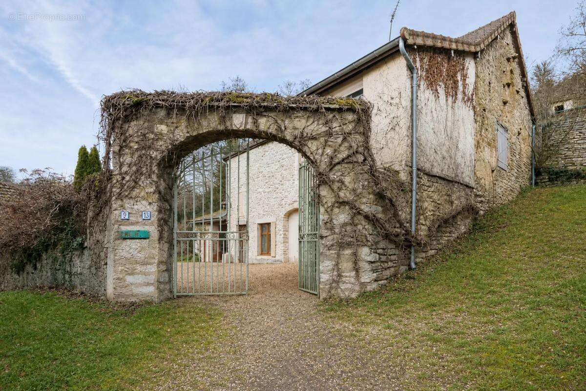 Belle maison de 9 pièces avec piscine à Baubigny - photo 22