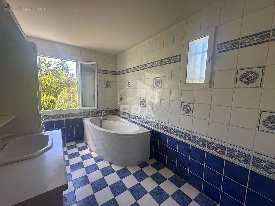 Maison 160m² à saint-maximin-la-sainte-baume - photo 12
