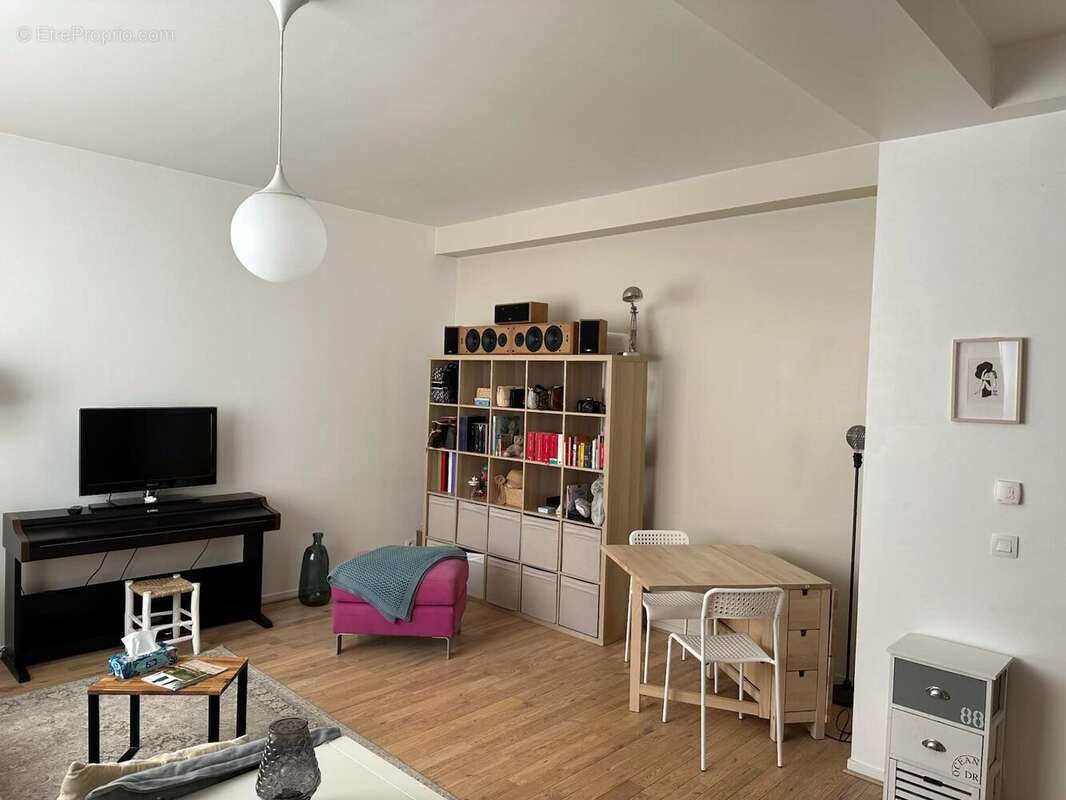 Appartement à PARIS-19E