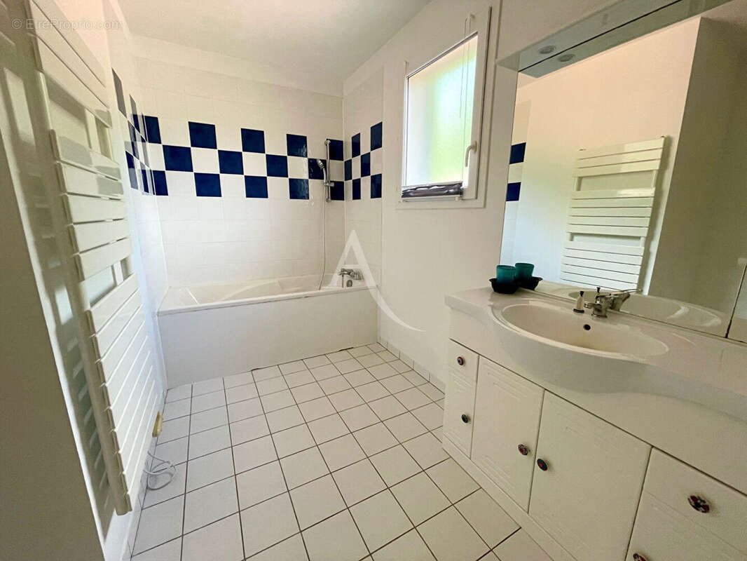 Maison à L&#039;ISLE-JOURDAIN