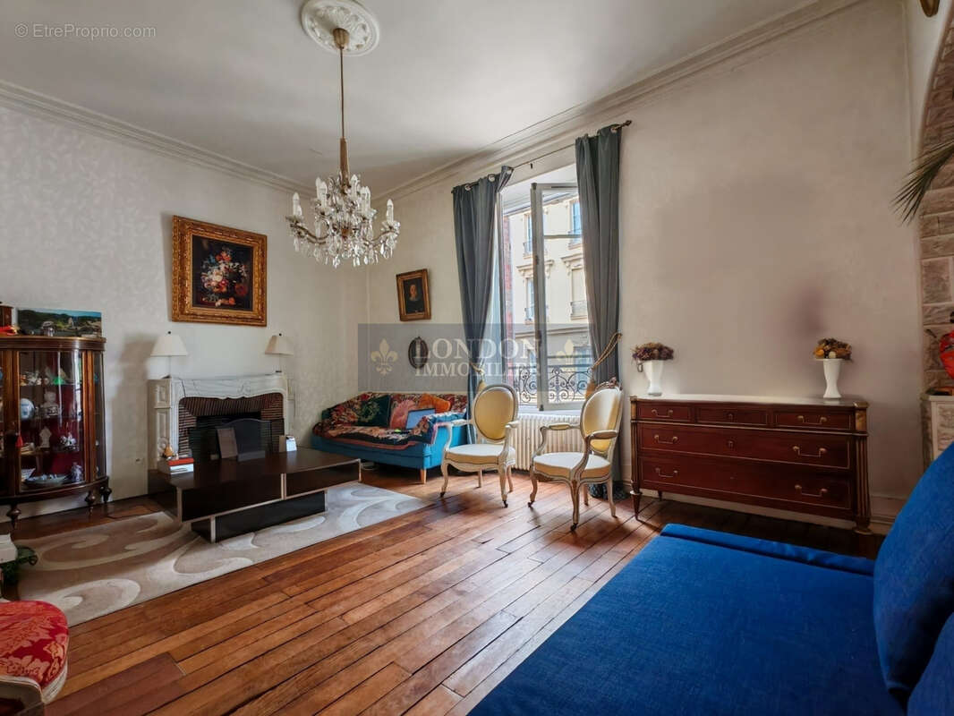 Appartement à VERSAILLES