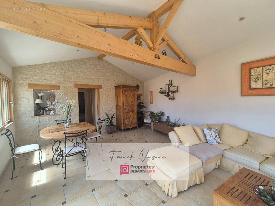 Maison à MOUCHAMPS