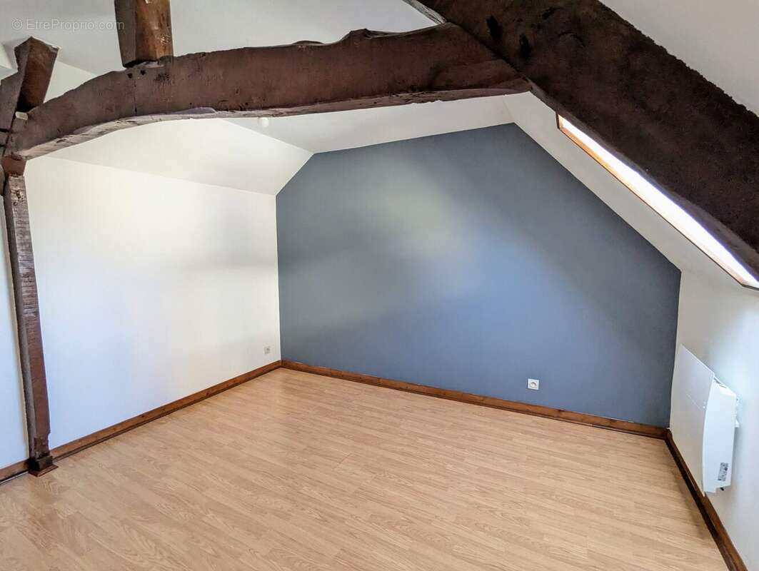 chambre 1 T4