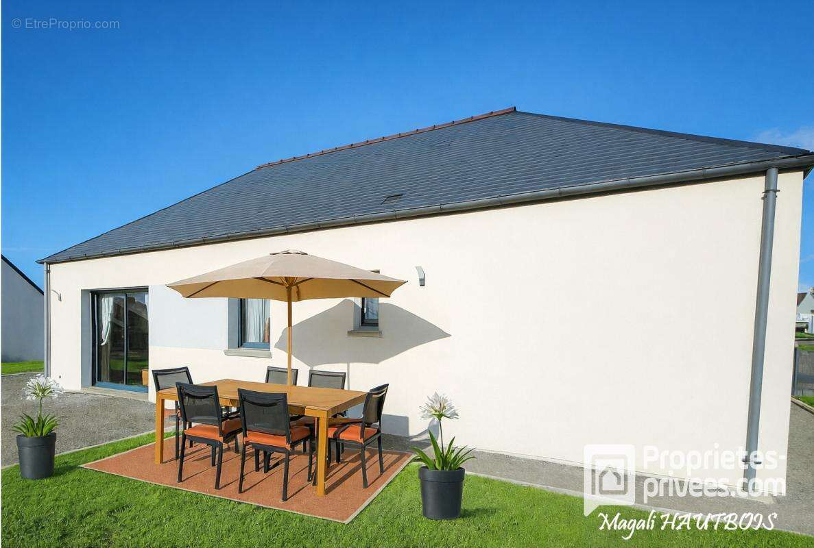 Maison à SAINT-HILAIRE-DU-HARCOUET