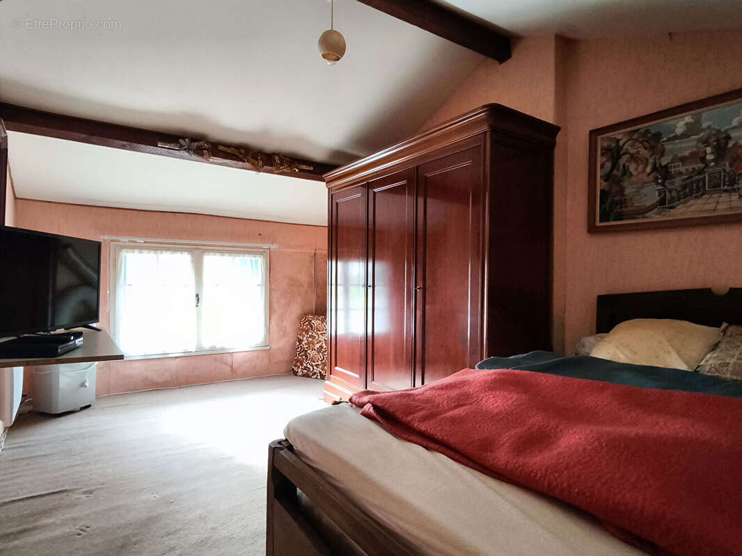 Maison à SOMMIERES-DU-CLAIN