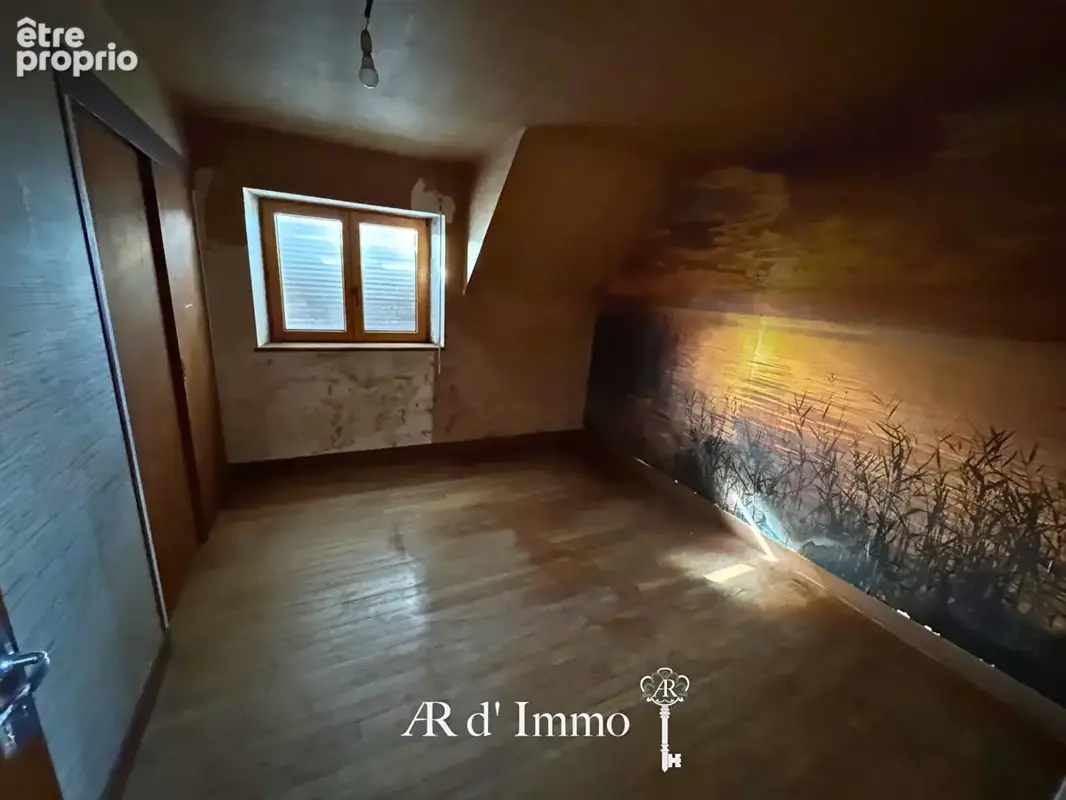 Maison en pierre avec dépendances - Terrain de 2 300 m² - photo 14