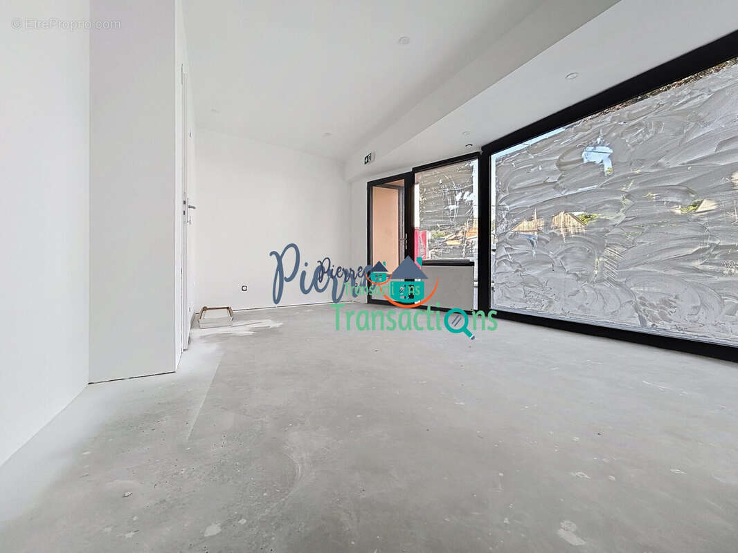 Appartement 220 m² à Lillebonne  - photo 8